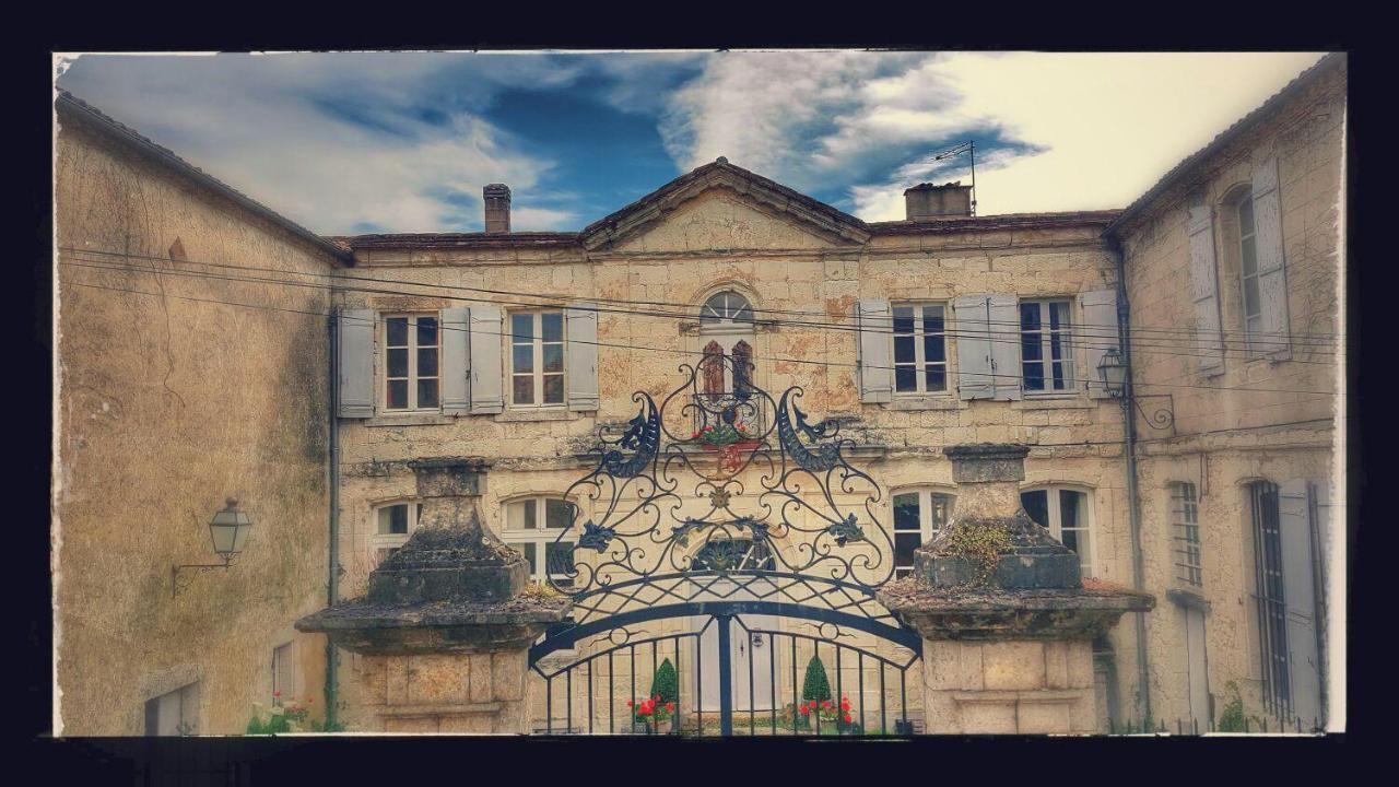 Cours De Thomazeau Bed and Breakfast Castillonnès Εξωτερικό φωτογραφία